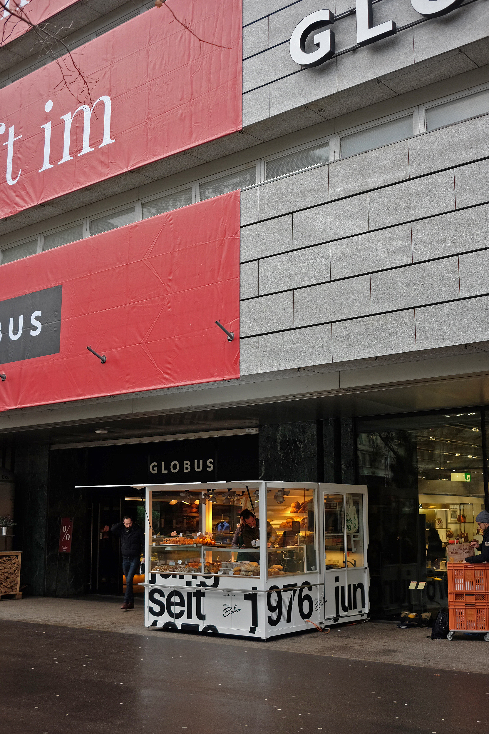 jung seit 1976 — Standorte